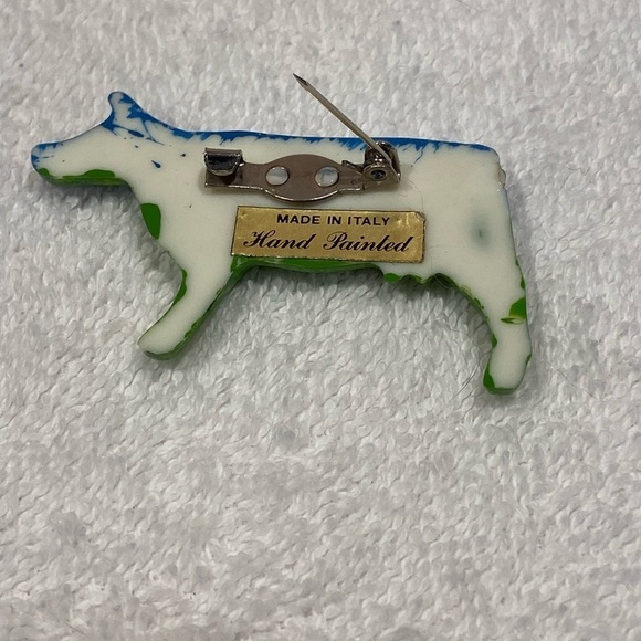 Hand Painted Colourful Cow Brooch Pin Unisex - Picture 4 of 7